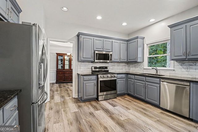 2053 Arbor Springs Way NE, Buford, GA 30519