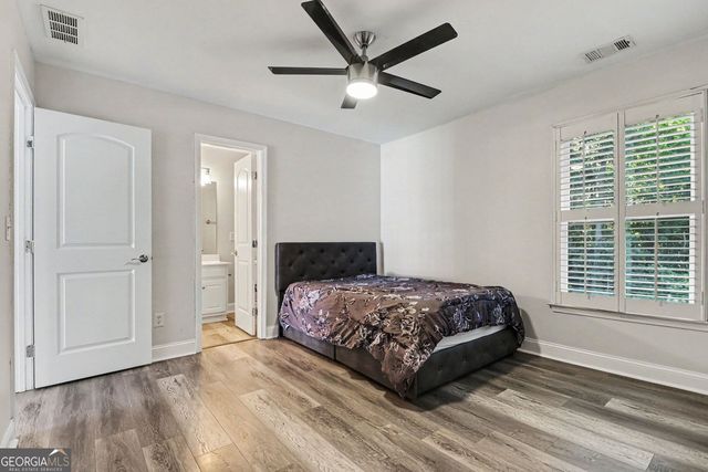 2053 Arbor Springs Way NE, Buford, GA 30519