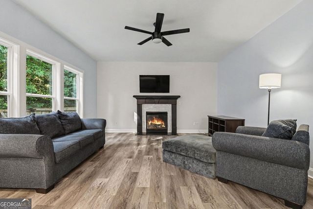 2053 Arbor Springs Way NE, Buford, GA 30519