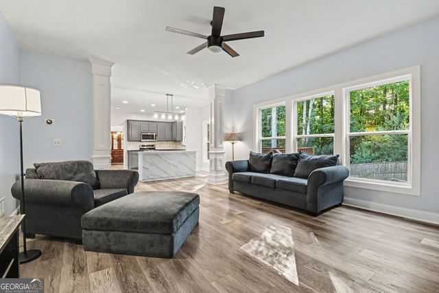 2053 Arbor Springs Way NE, Buford, GA 30519