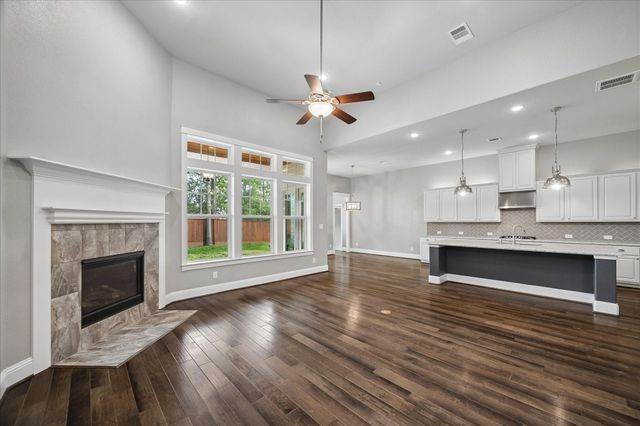 151 Jacks Corner Drive, Montgomery, TX 77316