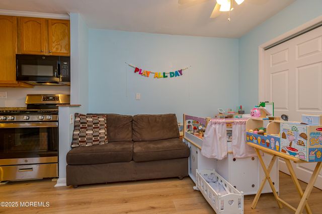 4 Pine Cone Lane, Howell, NJ 07731