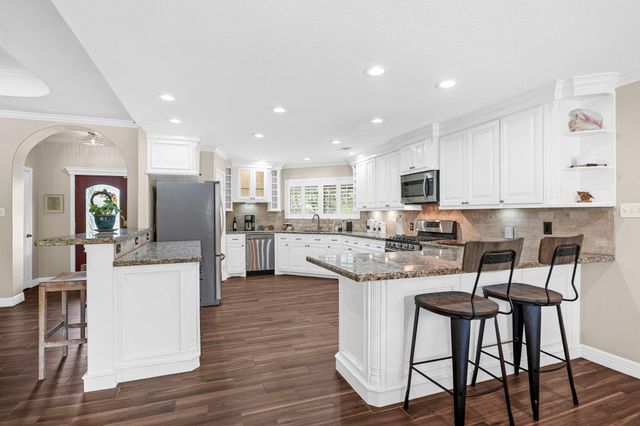 12707 28th Street, Santa Fe, TX 77510