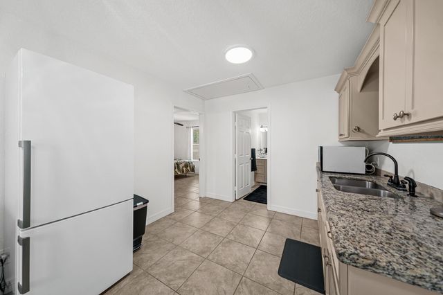 12707 28th Street, Santa Fe, TX 77510