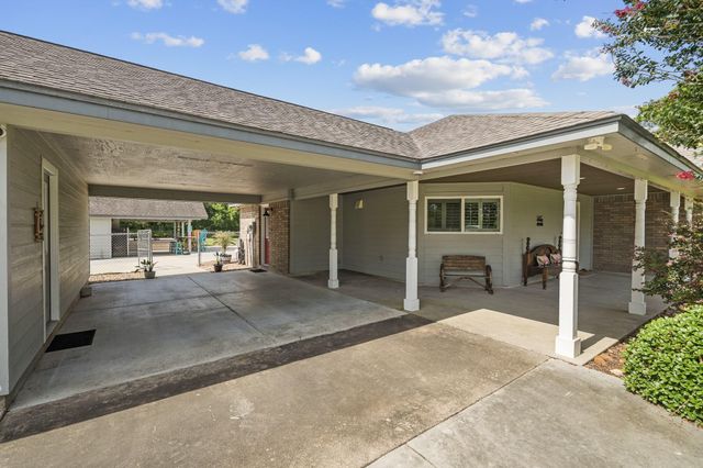 12707 28th Street, Santa Fe, TX 77510