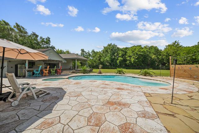 12707 28th Street, Santa Fe, TX 77510