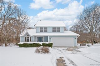 1928 Orchard Drive, Stevensville, MI 49127