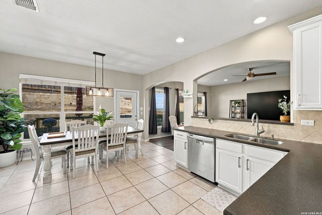 12427 Jacobs Pond, San Antonio, TX 78253