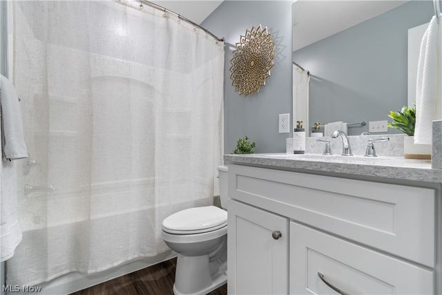 400 Elmwood Road, Bay Village, OH 44140