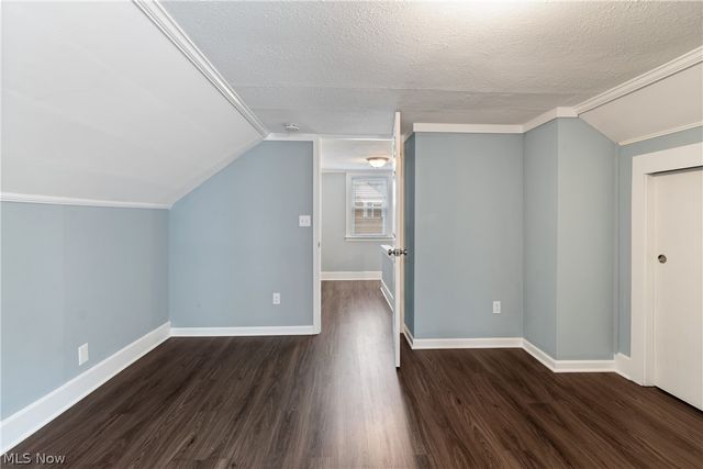 400 Elmwood Road, Bay Village, OH 44140