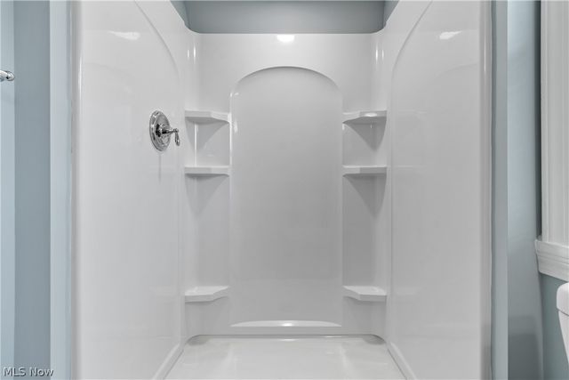 400 Elmwood Road, Bay Village, OH 44140