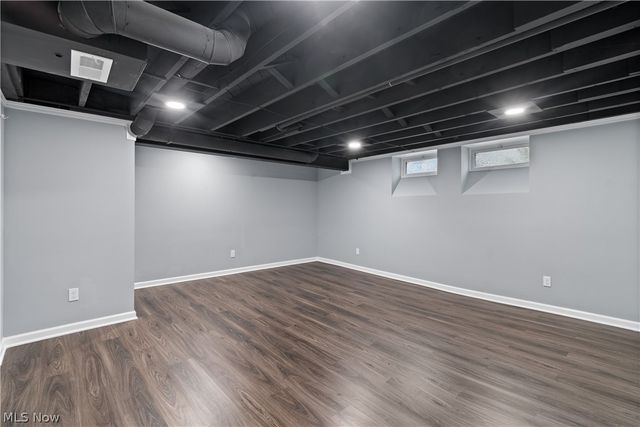 400 Elmwood Road, Bay Village, OH 44140