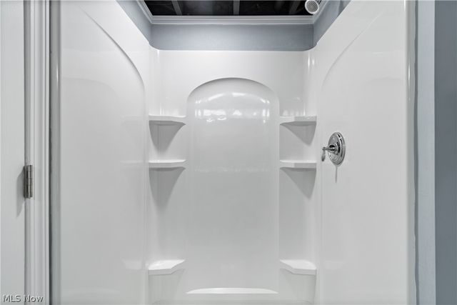 400 Elmwood Road, Bay Village, OH 44140