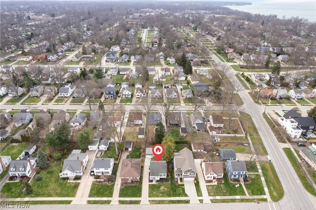 400 Elmwood Road, Bay Village, OH 44140