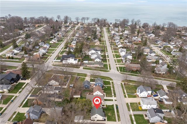 400 Elmwood Road, Bay Village, OH 44140