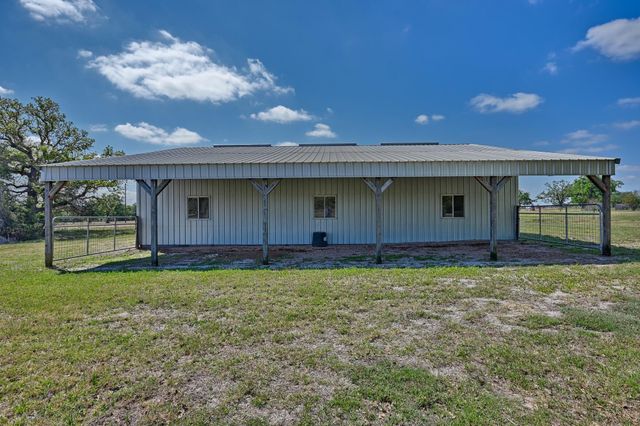 350 Owl Creek Road, Giddings, TX 78942