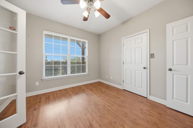 350 Owl Creek Road, Giddings, TX 78942