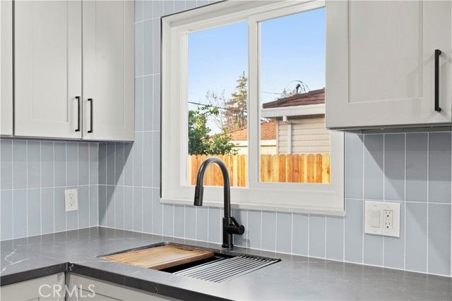 5210 71st, Sacramento, CA 95820