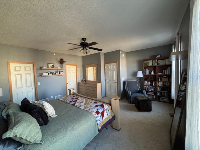 16592 72nd Court NE, Elk River, MN 55330