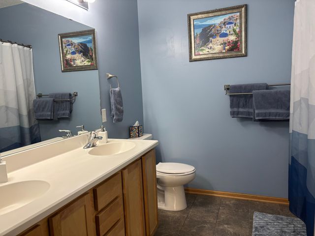 16592 72nd Court NE, Elk River, MN 55330