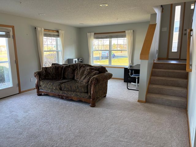 16592 72nd Court NE, Elk River, MN 55330