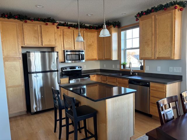 16592 72nd Court NE, Elk River, MN 55330