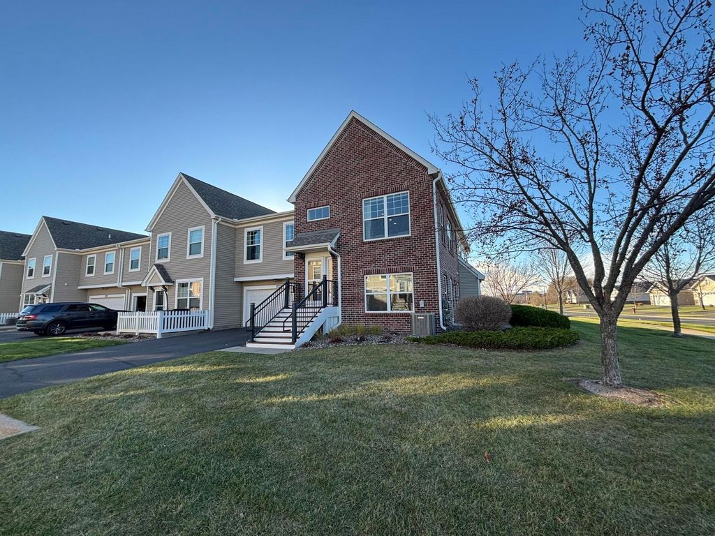 16592 72nd Court NE, Elk River, MN 55330