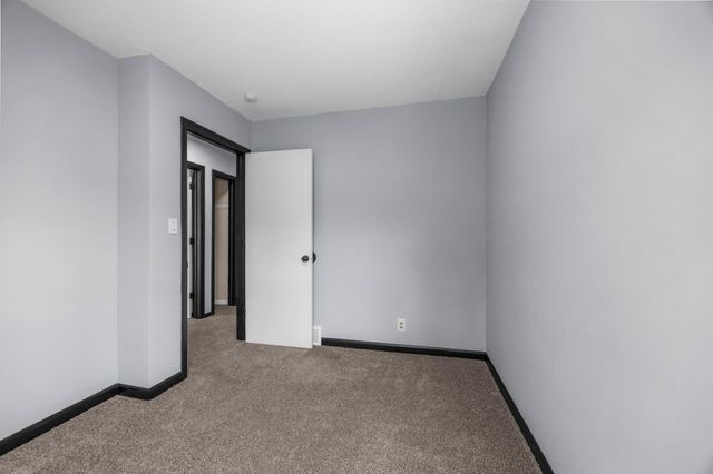 254 Arion Street E, West Saint Paul, MN 55118