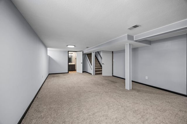 254 Arion Street E, West Saint Paul, MN 55118