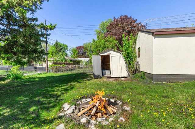 254 Arion Street E, West Saint Paul, MN 55118