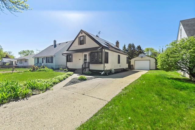254 Arion Street E, West Saint Paul, MN 55118