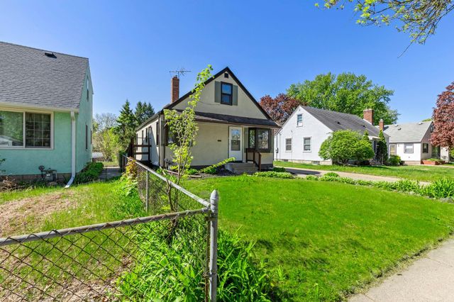254 Arion Street E, West Saint Paul, MN 55118