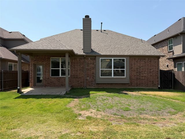2417 Kingsgate Drive, Little Elm, TX 75068