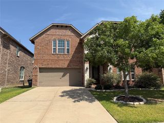 2417 Kingsgate Drive, Little Elm, TX 75068