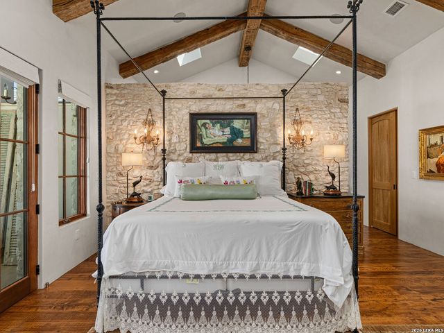 77 Last Trl, Fredericksburg, TX 78624