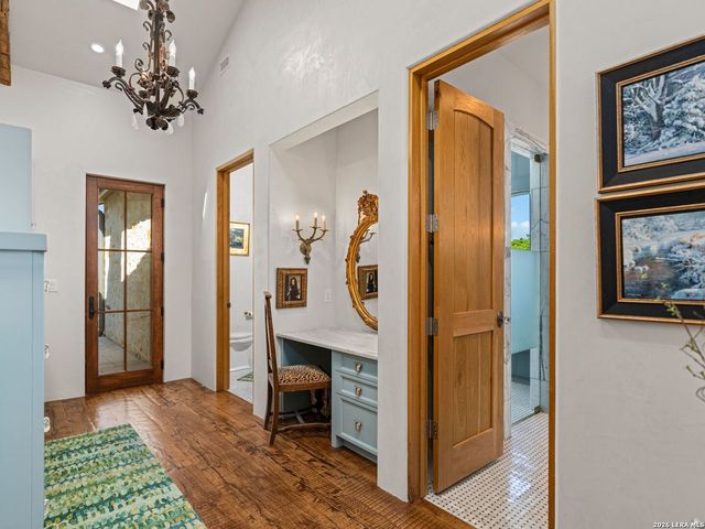 77 Last Trl, Fredericksburg, TX 78624