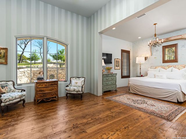 77 Last Trl, Fredericksburg, TX 78624