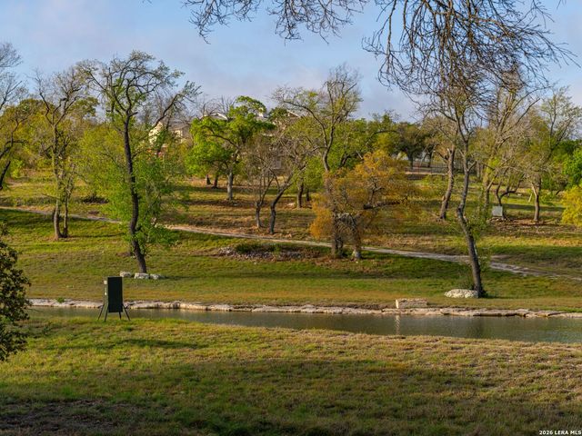 77 Last Trl, Fredericksburg, TX 78624