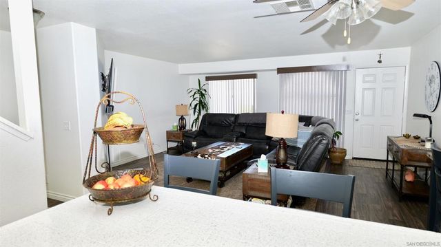 2050 Garnet Ave, San Diego, CA 92109