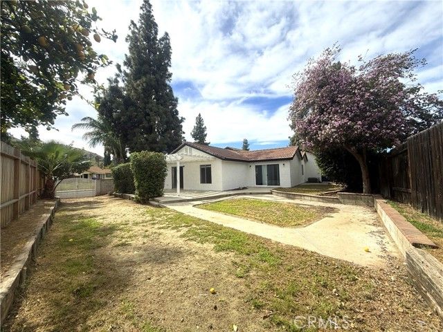 11638 Freedom Trail, Riverside, CA 92503