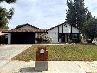 11638 Freedom Trail, Riverside, CA 92503