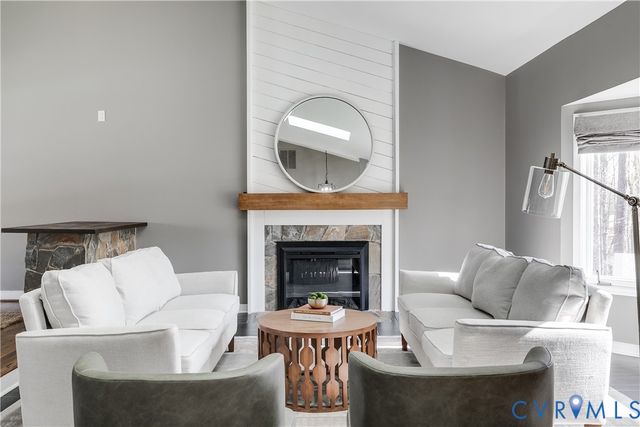 2100 Huguenot Springs Rd, Midlothian, VA 23113