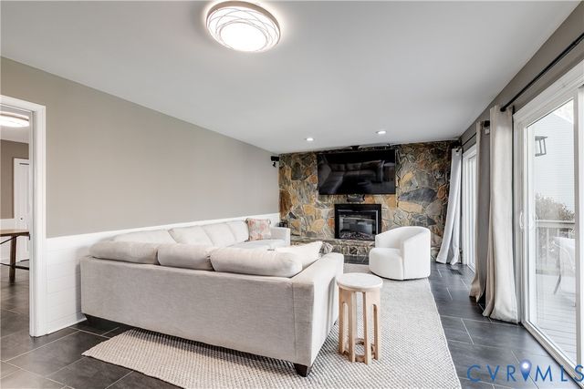 2100 Huguenot Springs Rd, Midlothian, VA 23113