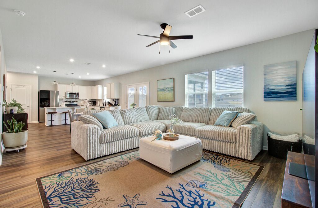 Image 10 of property listing at 273 Shadybrook Drive, Summerville, SC 29486