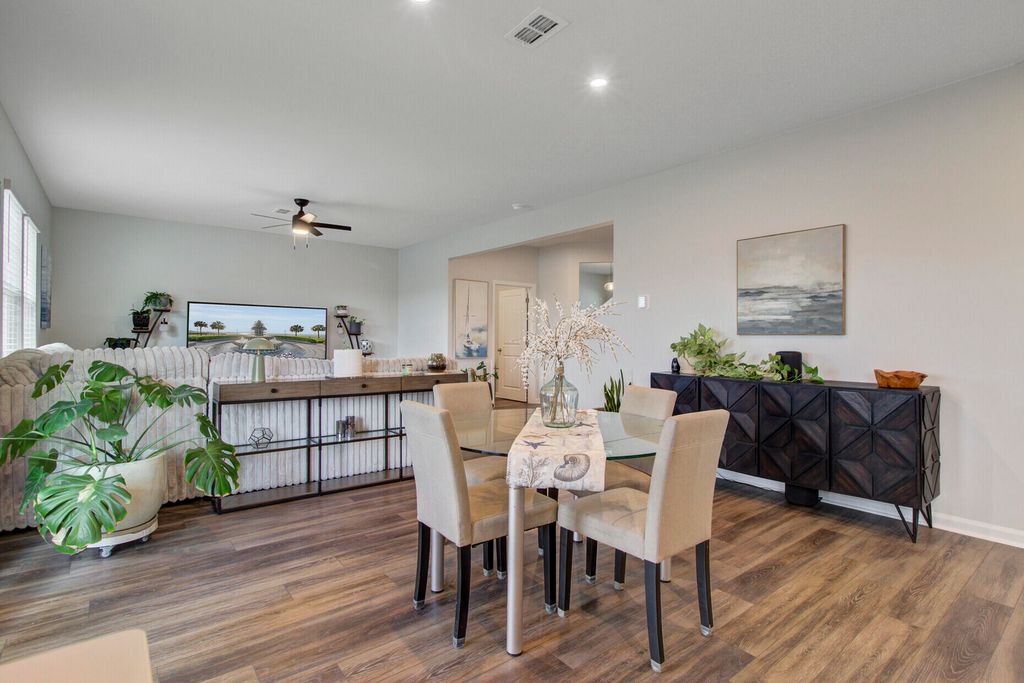 Image 13 of property listing at 273 Shadybrook Drive, Summerville, SC 29486