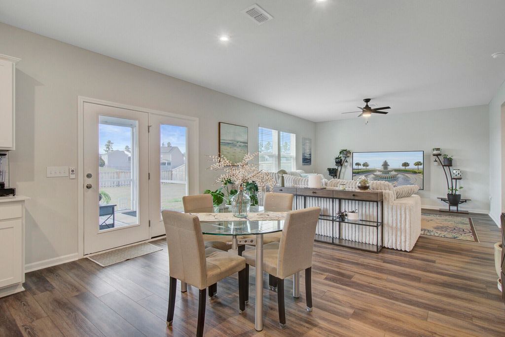 Image 14 of property listing at 273 Shadybrook Drive, Summerville, SC 29486