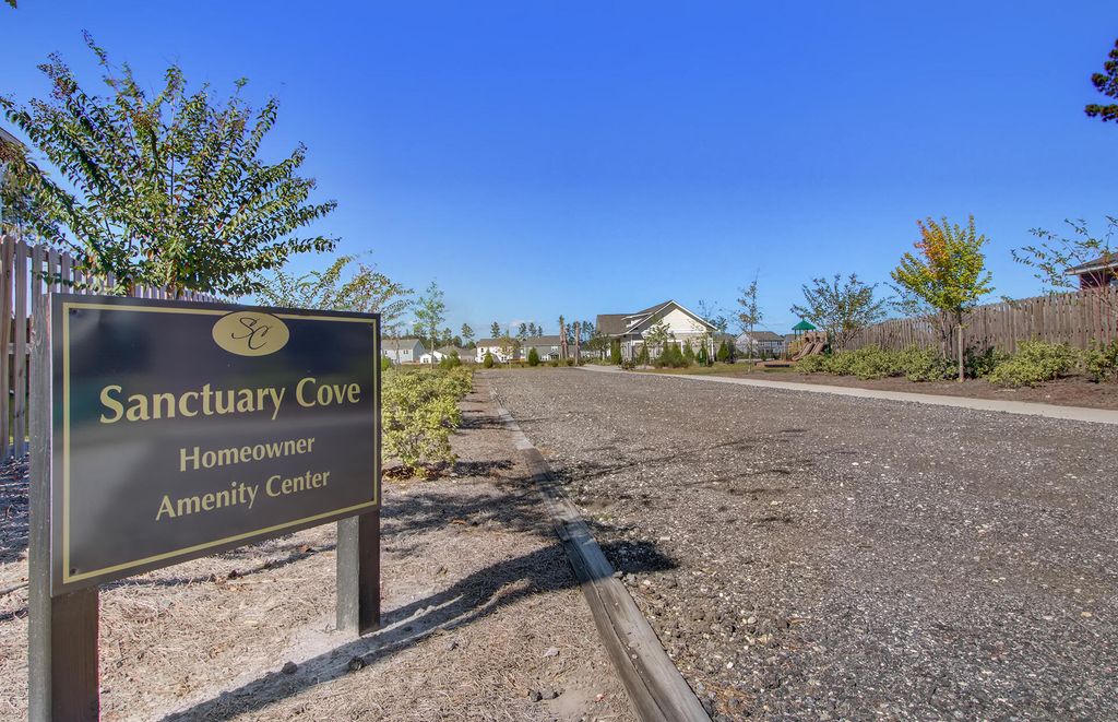 Image 71 of property listing at 273 Shadybrook Drive, Summerville, SC 29486