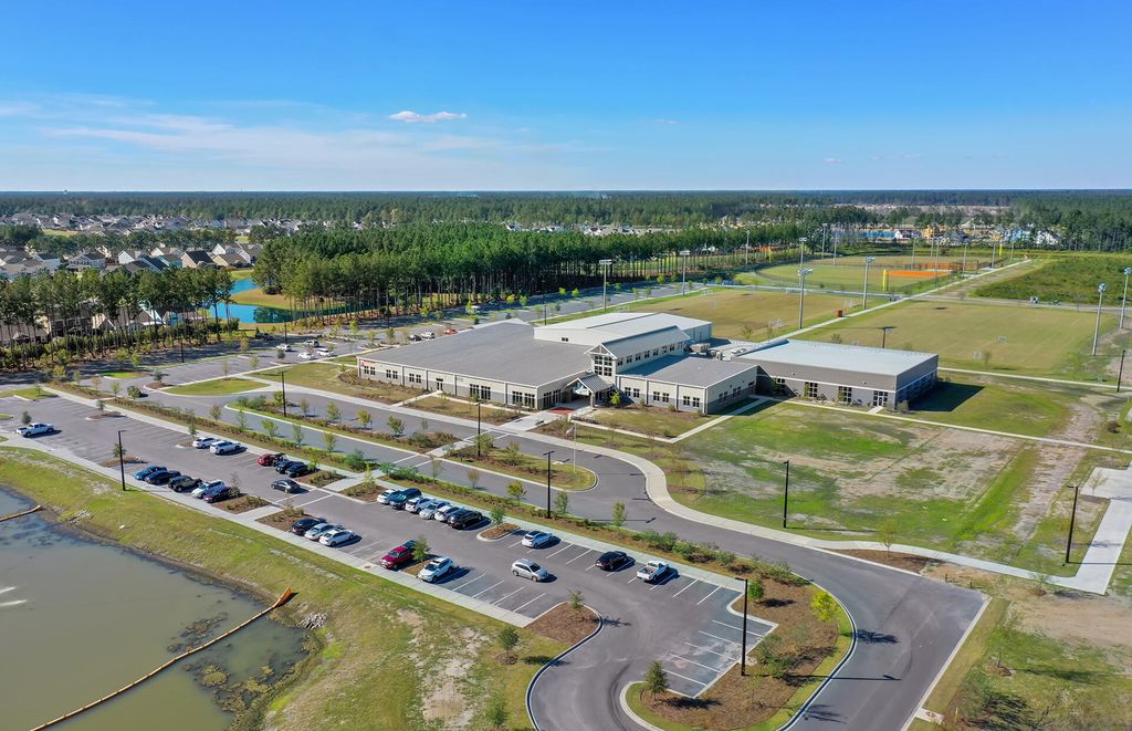 Image 86 of property listing at 273 Shadybrook Drive, Summerville, SC 29486