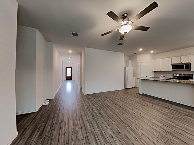 629 Fitzroy Lane, Fate, TX 75189