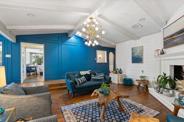 9683 Whitehurst Drive, Dallas, TX 75243